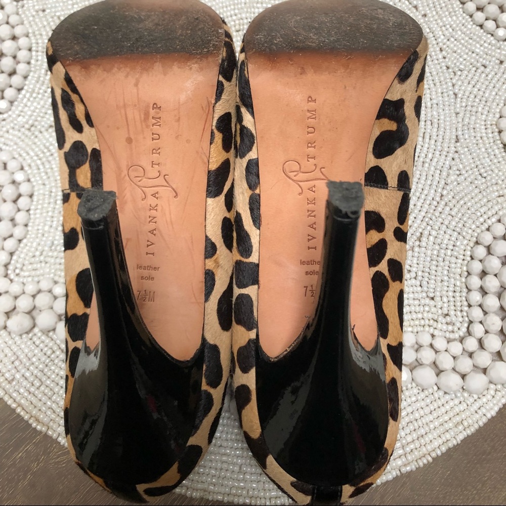 Leopard Print Pumps - Picture 4 of 4